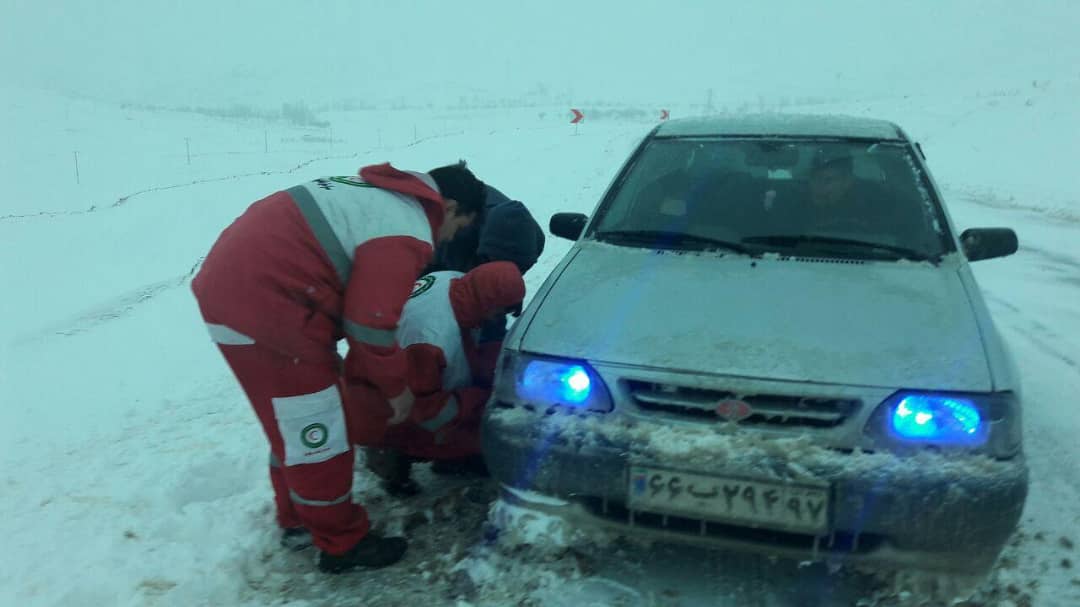 امدادرسانی هلال احمر زنجان به 872 در راه مانده