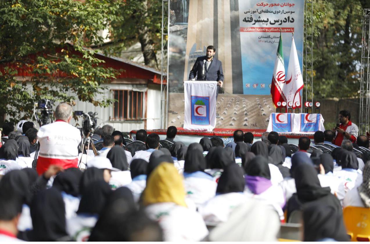 سدی که مانع حضور دختران در عملیات‌ها بود را می‌شکنم