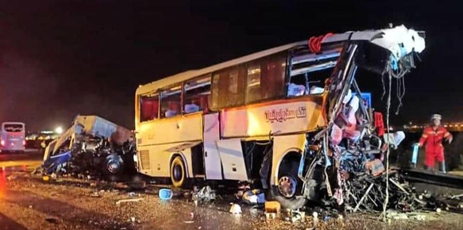 تصادف 2 اتوبوس در سمنان: ۵۰ نفر دچار حادثه شدند