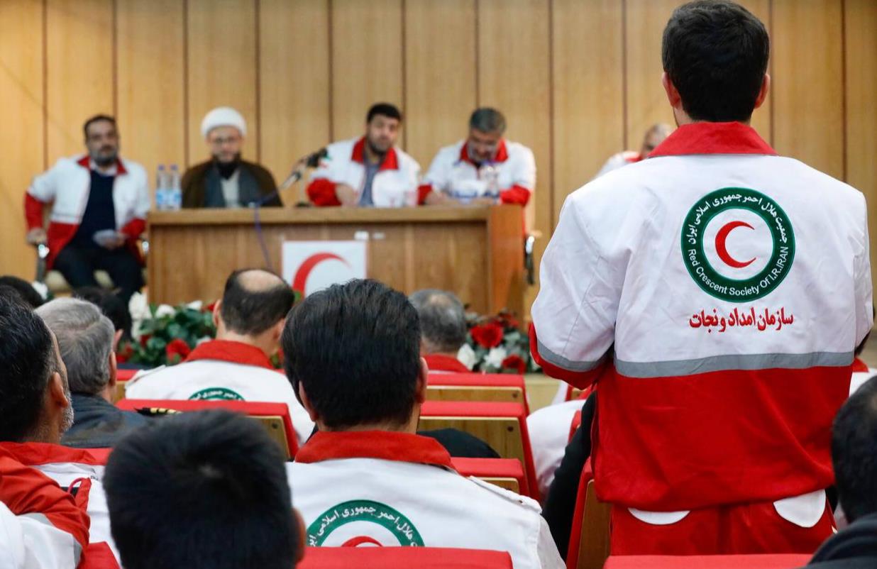 پرسش و پاسخ صمیمانه نجاتگران و کارکنان همدان با دکتر کولیوند
