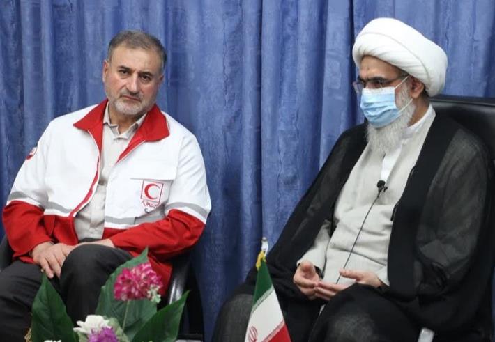 دیدار دبیرکل هلالاحمر با امام جمعه بوشهر/ آموزش امدادگری از کودکی در دستور کار قرار گیرد