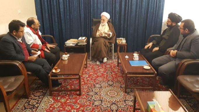 جمعیت هلال احمر امید نیازمندان و گرفتارشدگان است