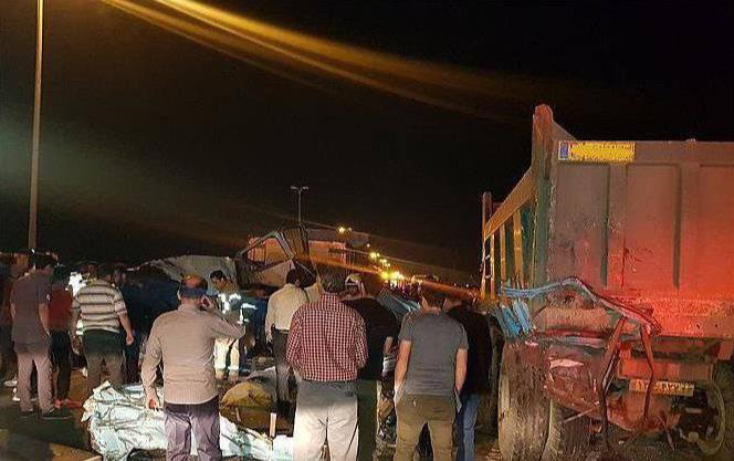 ۴ فوتی در تصادف مینیبوس با کامیون در کردستان