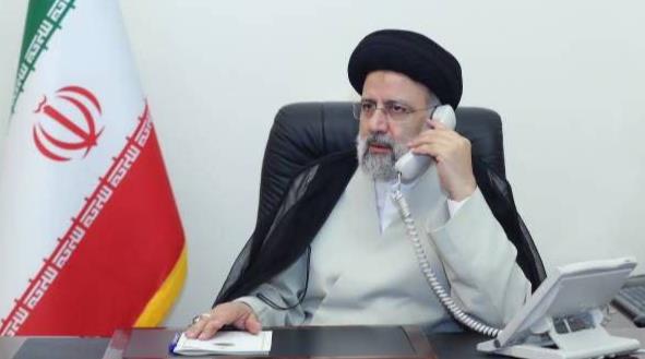 اطلاع از آخرین وضعیت امدادرسانی در مناطق زلزلهزده/ تقدیر آیتالله رئیسی از خدمات هلالاحمر در خوی؛ سلام من را به امدادگران برسانید