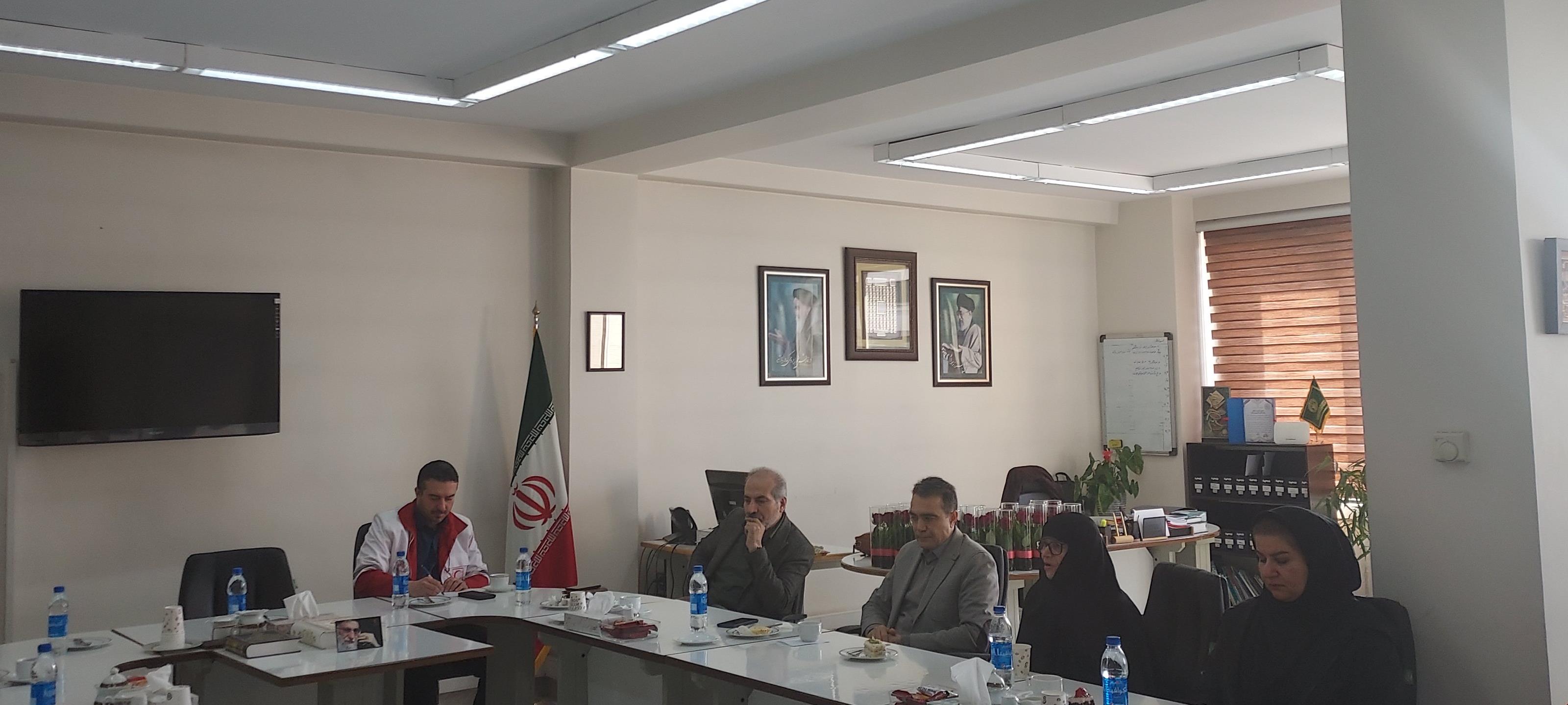 خانوادههای شهدا و جانبازان اسوه صبر و ایستادگی هستند