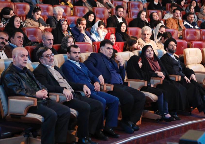 بازنشستگان هلالاحمر تجلیل شدند/ رئیس هلالاحمر: پیگیری مطالبات بازنشستگان تا حصول نتیجه نهایی ادامه دارد