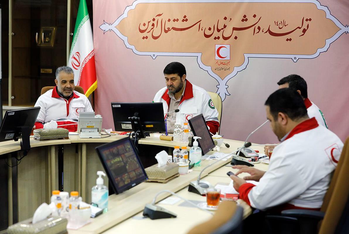 حفظ حقوق و مزایای کارکنان؛ محور نشست وبینار رئیس هلالاحمر با کارکنان ستادی این جمعیت