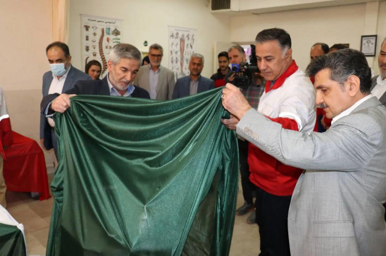 آیین رونمایی از تجهیزات پزشکی وقف شده در درمانگاه هلال احمر شهرستان پیشوا برگزار شد