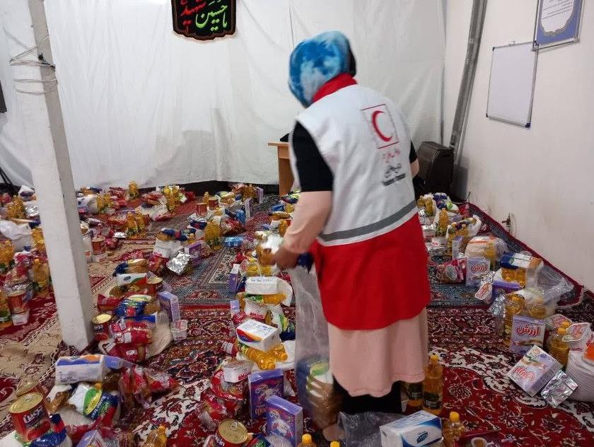 اجرای پویش هلال رحمت در شهرستان نظرآباد استان البرز با اهدای ۴۰۰ بسته معیشتی به نیازمندان