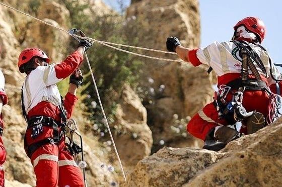 ۱۴۲ عملیات برای نجات گرفتارشدگان در کوهستان/انتقال ۲۷۷ نفر از متاثرین حوادث مختلف به مناطق امن