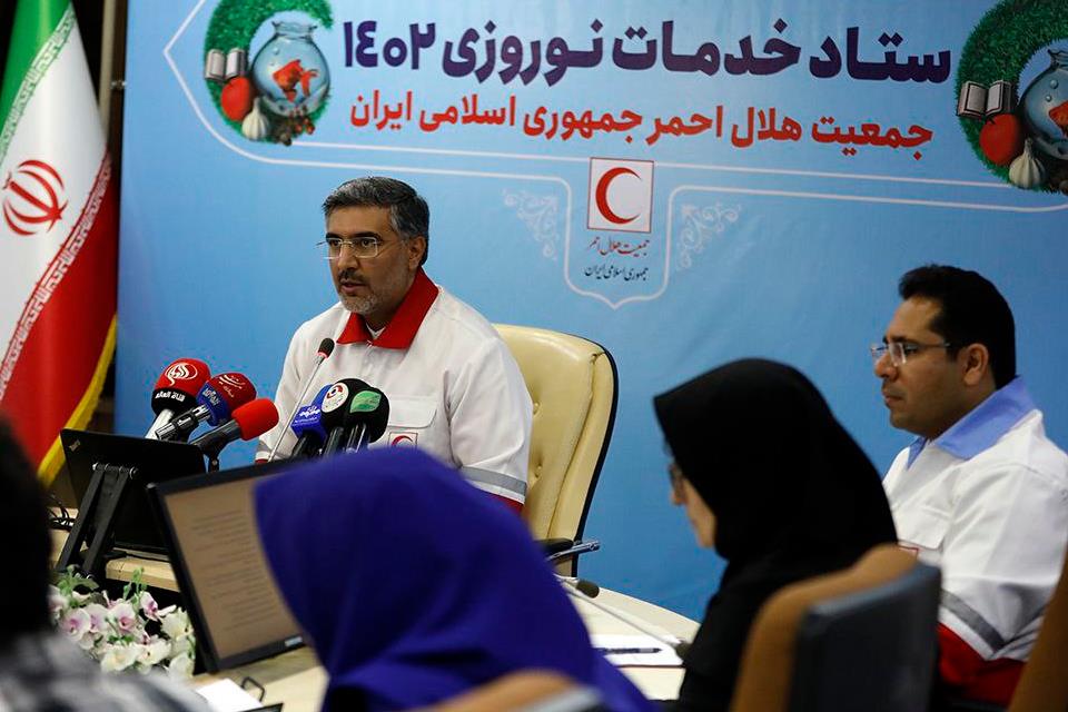 ۳۰۰ آمبولانس به ناوگان هلال احمر اضافه می‌شود