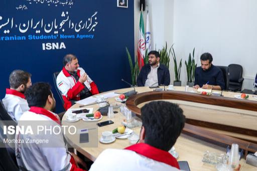 بازدید دبیرکل جمعیت هلال احمر از خبرگزاری ایسنا
