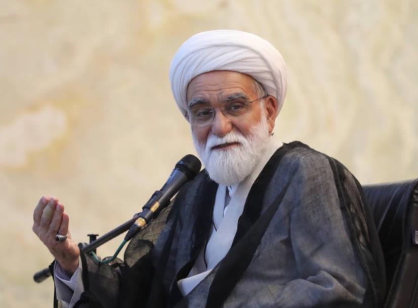 هلال احمر مصداق بارز مسئله خدمت به دیگران در سیره عملی امام خمینی (ره) است
