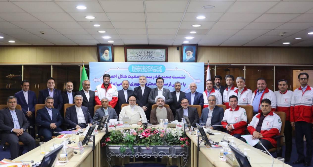 توسعه دیپلماسی سلامت با تقویت همکاری‌های وزارت‌خارجه و هلال احمر