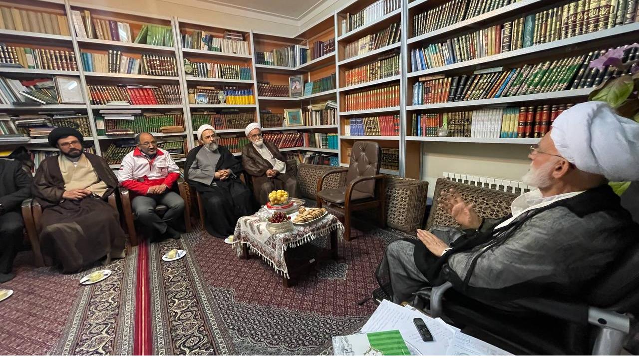 دیدار حجت الاسلاموالمسلمین معزی با نماینده ولی فقیه در استان مرکزی