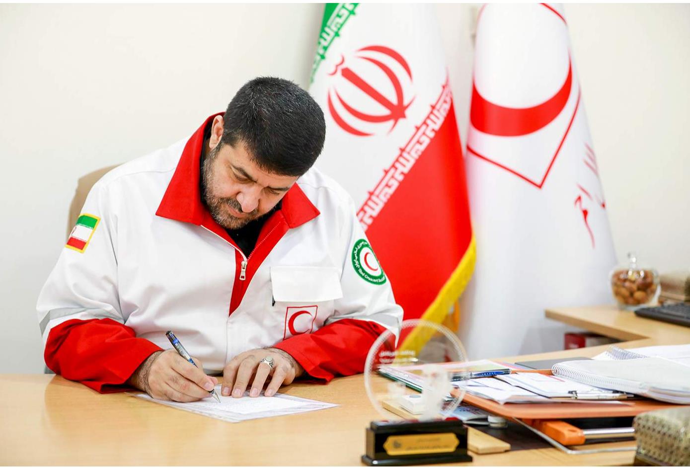پیام رئیس جمعیت هلالاحمر به مناسبت روز جهانی اهداکنندگان خون