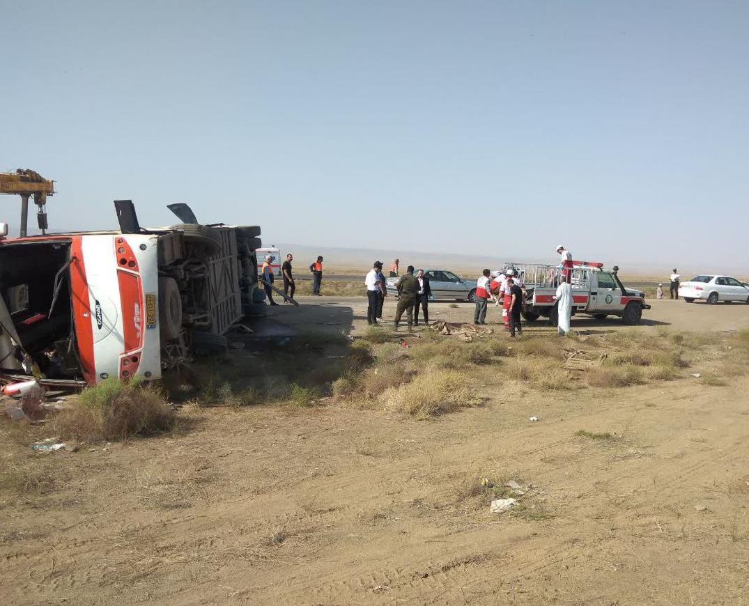 ۴ فوتی و ۳۱ مصدوم در واژگونی اتوبوس جاده سبزوار به نیشابور