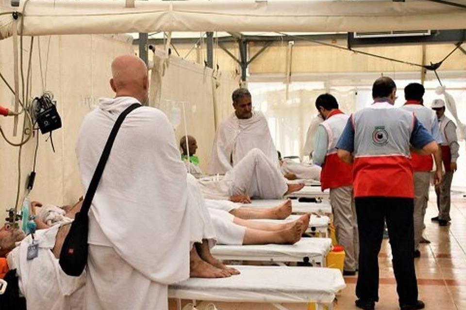 انتقال 25 نفر از حجاج برای درمان‌تخصصی به داخل‌کشور/16 زائر دیالیز شدند