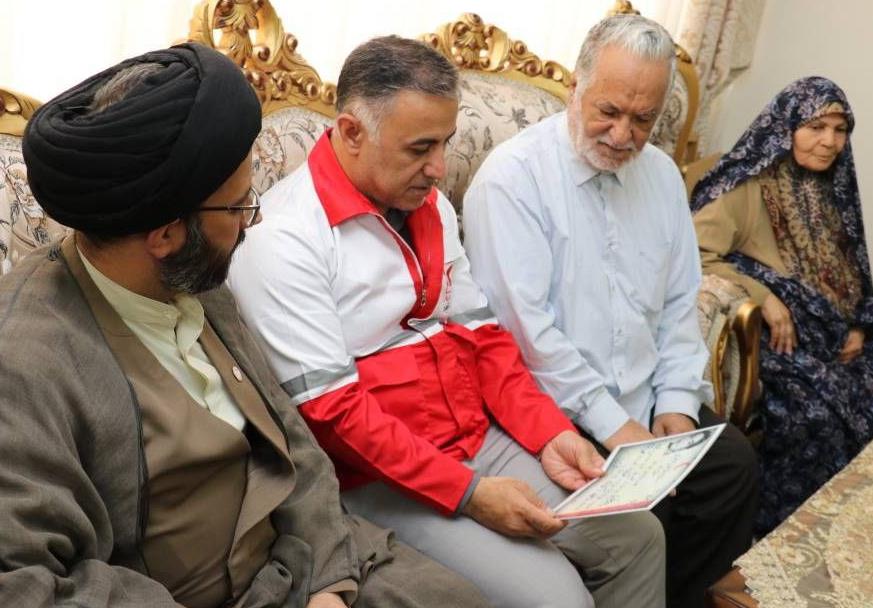 دیدار رئیس سازمان جوانان جمعیت هلال احمر با خانواده شهید امدادگر حسینی