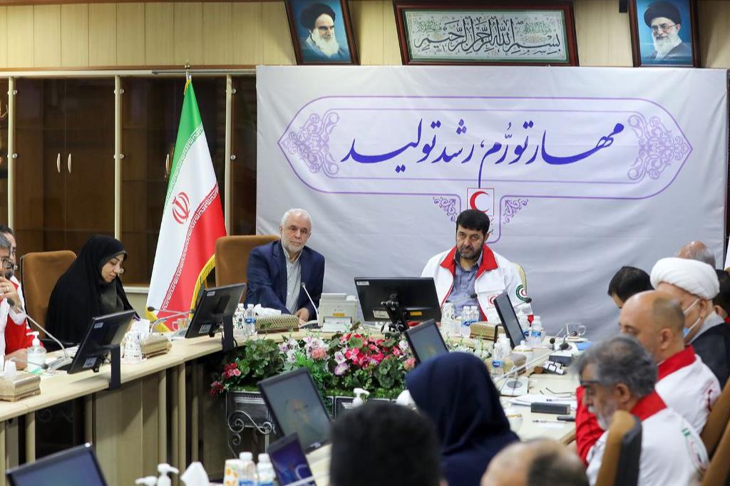 ظرفیتهای مردمی در اربعین به میدان میآیند/ تدوین دستورالعمل درمان یکسان بیماریها در ایام اربعین