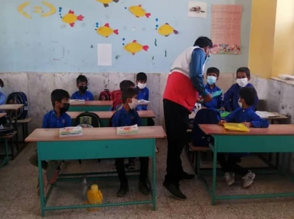 ‎اجرای طرح ارمغان مهرتوسط خانه هلال سیدان  شهرستان مرودشت