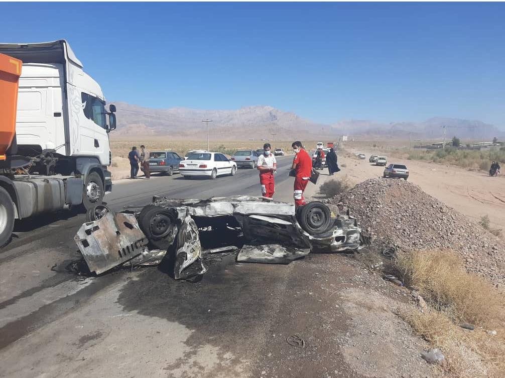 برخورد پژو 405 با پراید، جان 5 نفر را گرفت