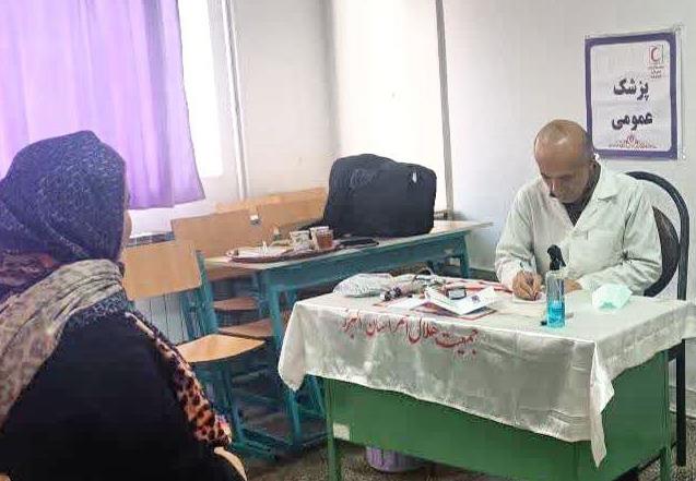 بهره مندی ۱۰۰۰ نفر از خدمات کاروان سلامت «نذر خدمت» در کرج