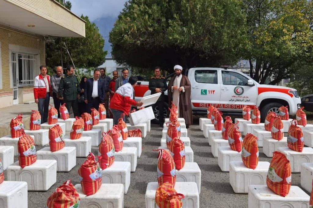 توزیع ۸۲۰۰ بسته معیشتی به ارزش ۴۱ میلیاردریال در میان مددجویان