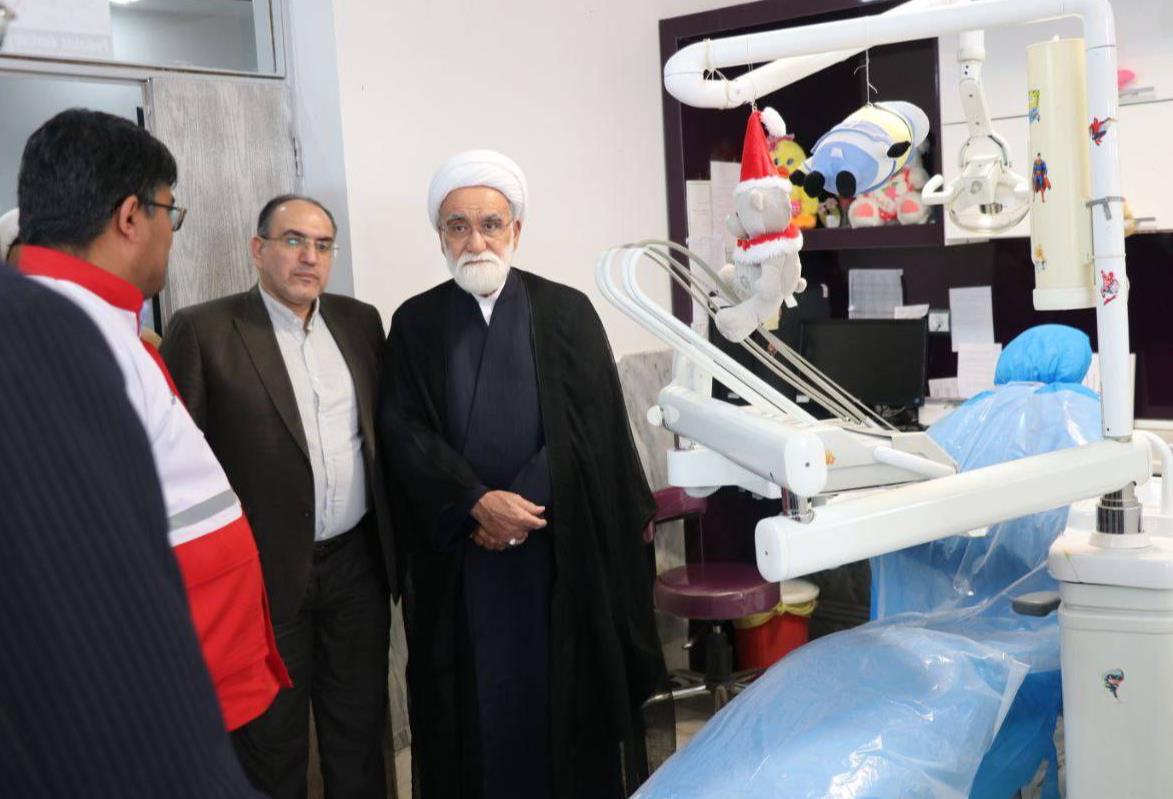 بازدید نماینده ولی فقیه از مجتمع درمانی و توانبخشی شهید مغفوری هلال احمر