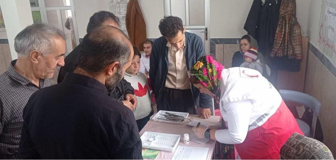 بهرهمندی بیش از ۳۵۰ نفر از خدمات کاروان سلامت در روستاهای دیواندره