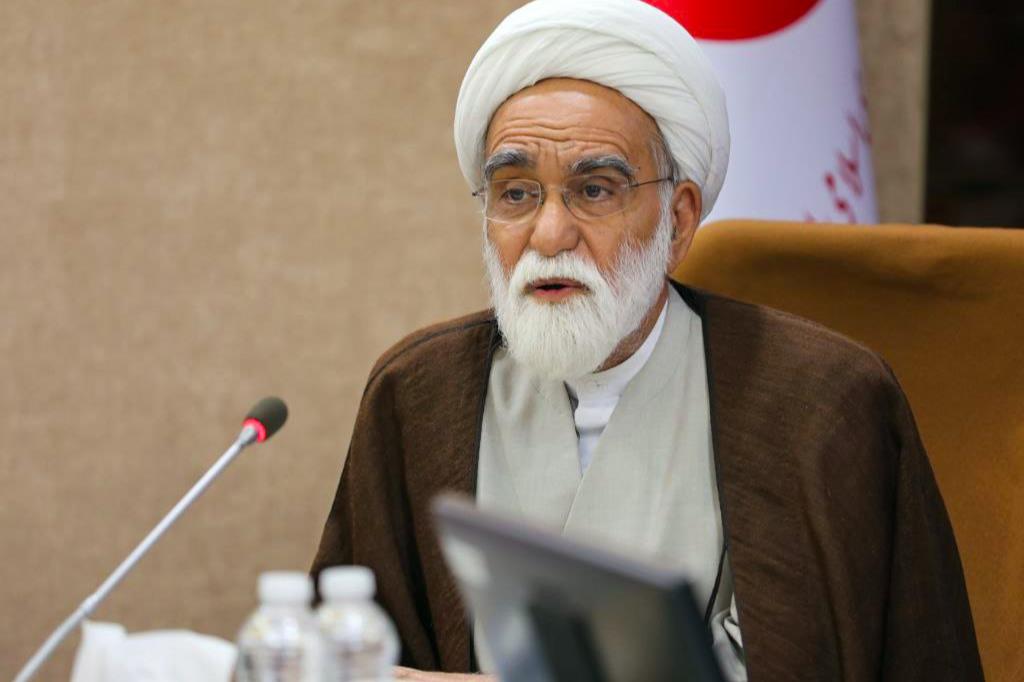 نماینده ولی فقیه در هلال احمر در جلسه شورای عالی تاکید کرد:ضرورت توجه به اسناد بالادستی در برنامه‌ریزی‌ها