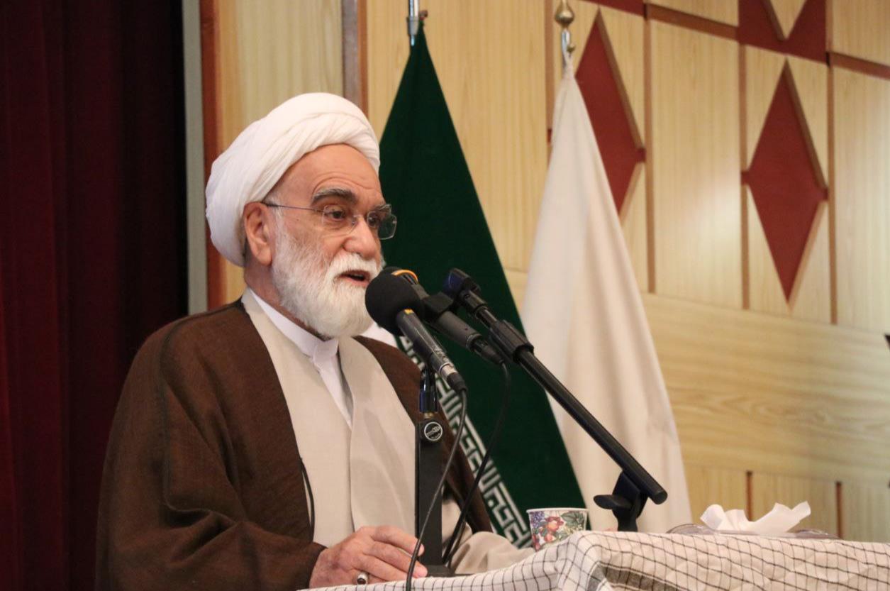 آئین تکریم و معارفه مسئول دفتر نمایندگی ولی‌فقیه در هلال‌احمر استان اردبیل برگزار شد