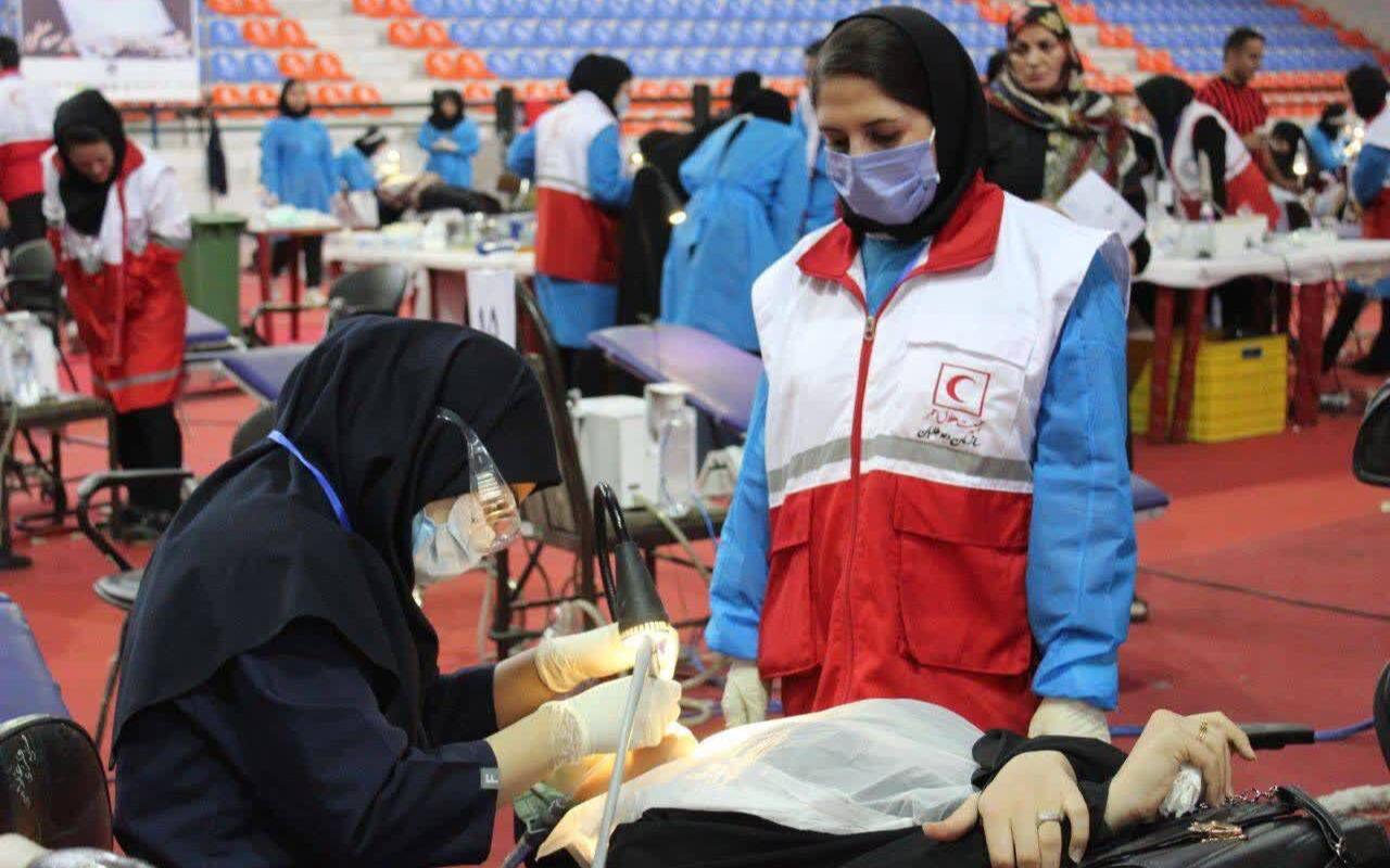 ارائه خدمات رایگان ۱۲۰ پزشک متخصص در همدان