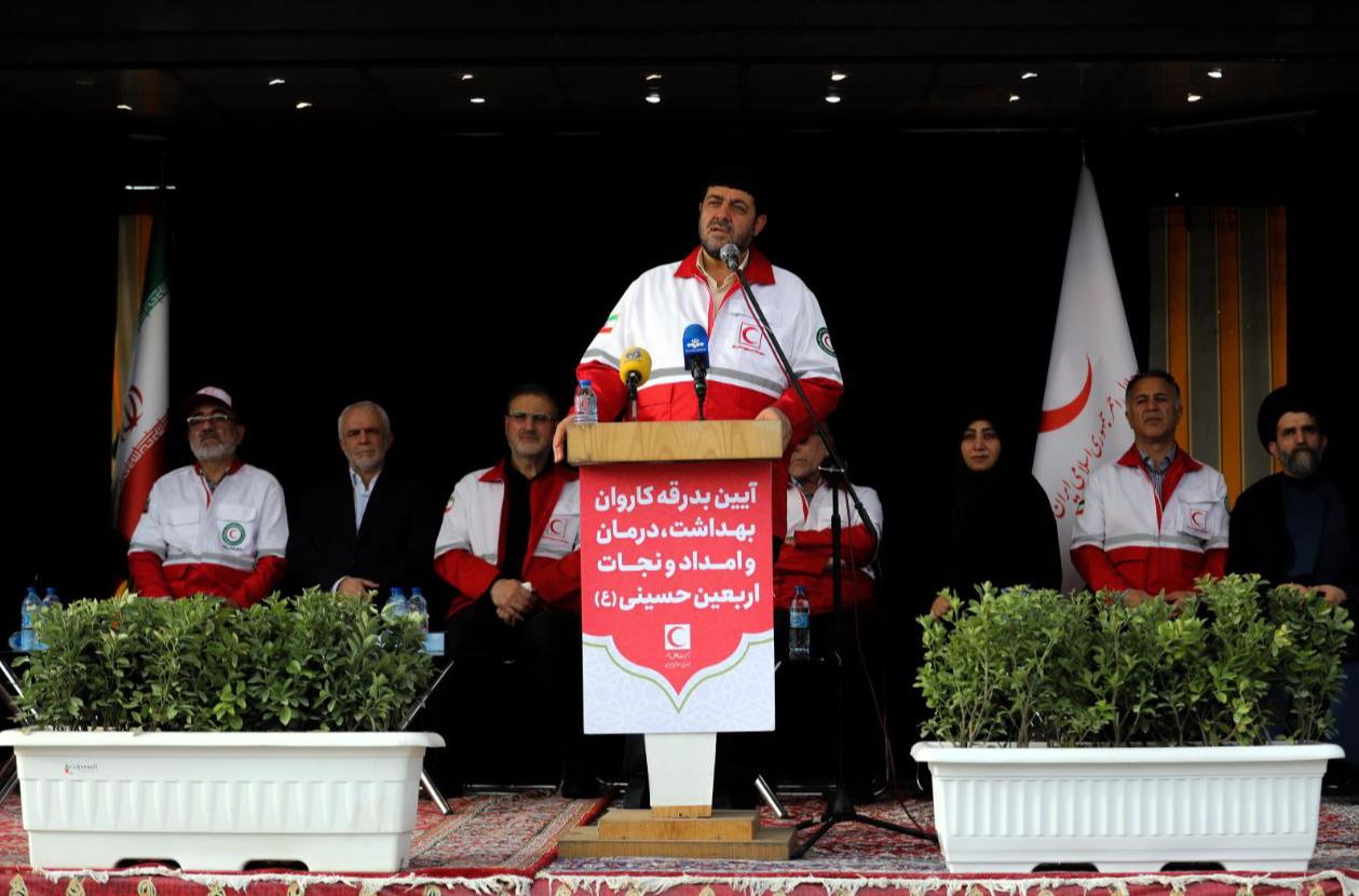 ۶ هزار داوطلب خدمت به زائران اربعینی عازم عراق میشوند/ بهکارگیری ۲۰۰ خودروی امدادی و آمبولانس در اربعینحسینی
