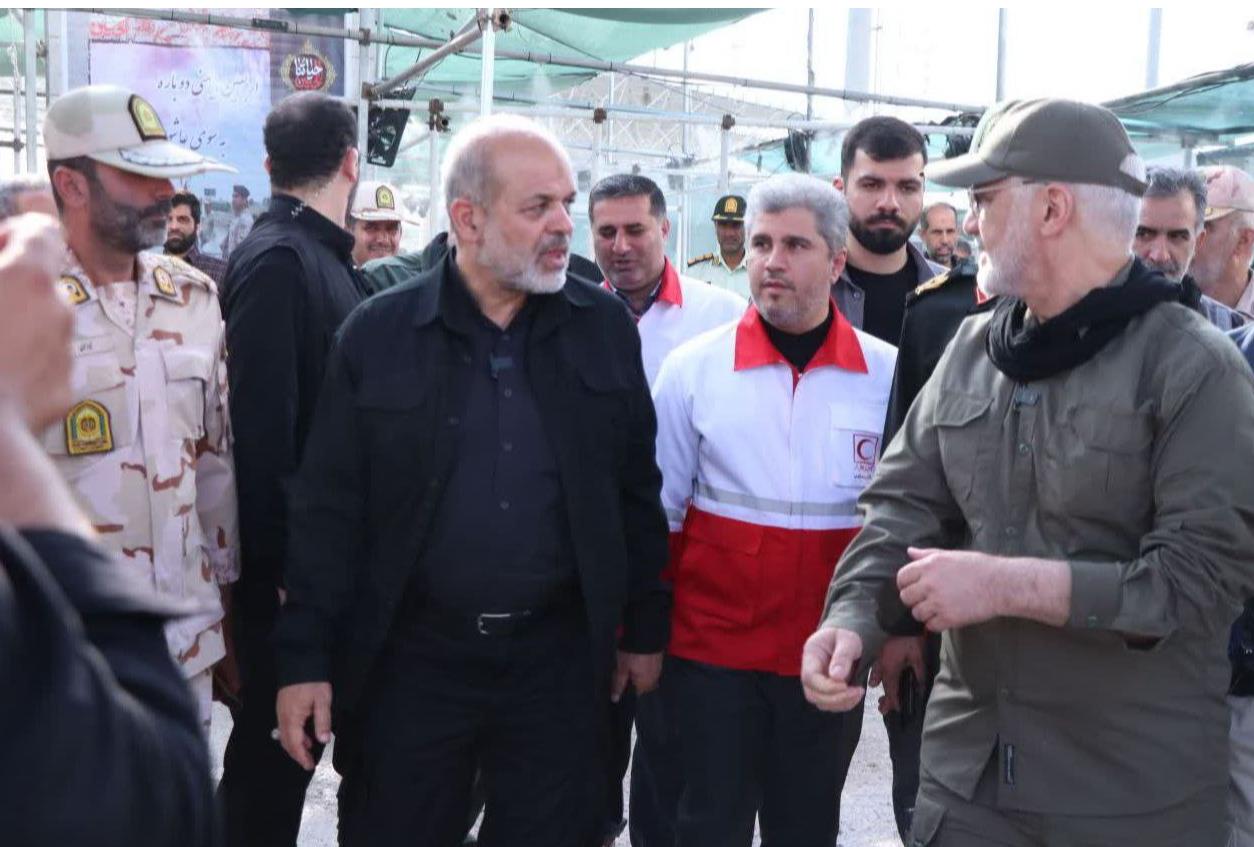 بازدید وزیر کشور از قرارگاه امداد و نجات هلال احمر خوزستان در مرز شلمچه و چذابه