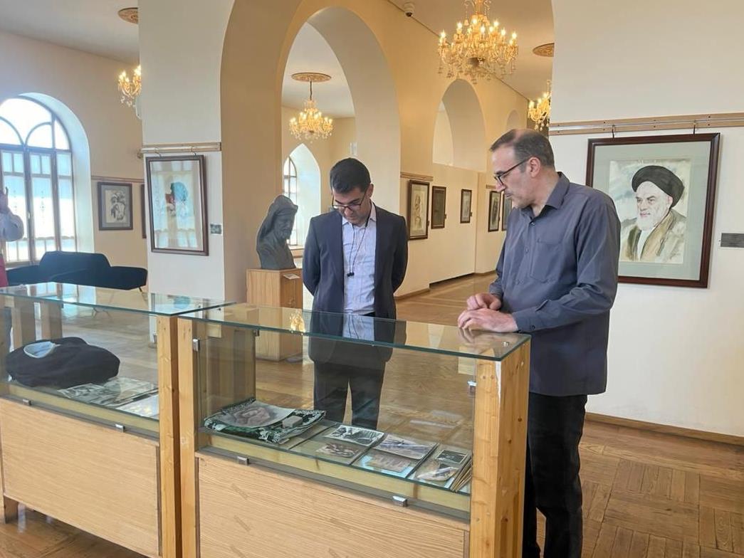 بازدید شهردار ناحیه یک تهران از موزه استاد صنعتی