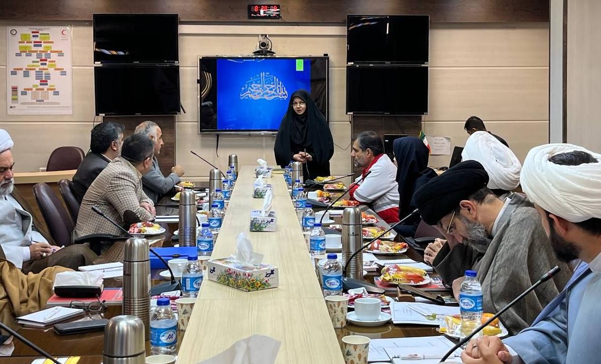 نخستین نشست هماندیشی تدوین رشتههای علوم انسانی موسسه عالی علمیکاربردی هلال ایران برگزار شد