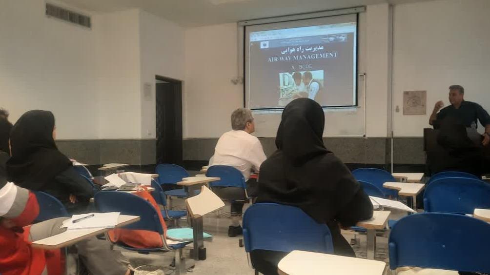 دوره بازآموزی منطقه ای ویژه مربیان کمک های اولیه برگزار شد