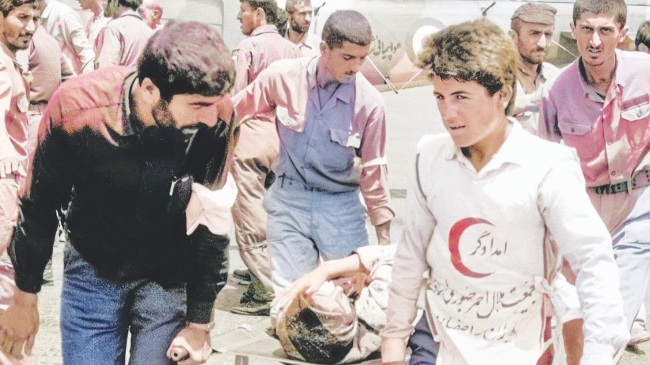 سنگ صبور عاشقان؛ گفت وگو با کارمند اداره اسرا و مفقودین هلال احمر به مناسبت هفته دفاع مقدس