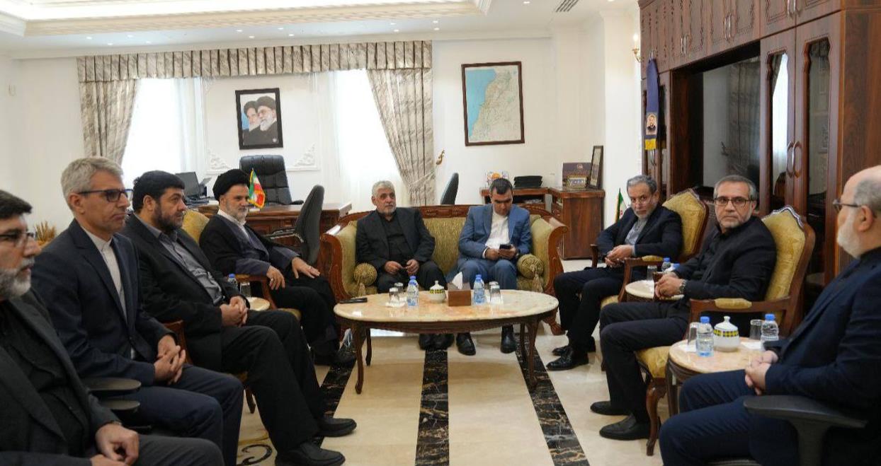 دیدار با مسئولان وزارت خارجه و صلیب سرخ لبنان/ بررسی نحوه امدادرسانی به جنگزدگان و تداوم ارسال اقلام بشردوستانه در دیدارهای امروز