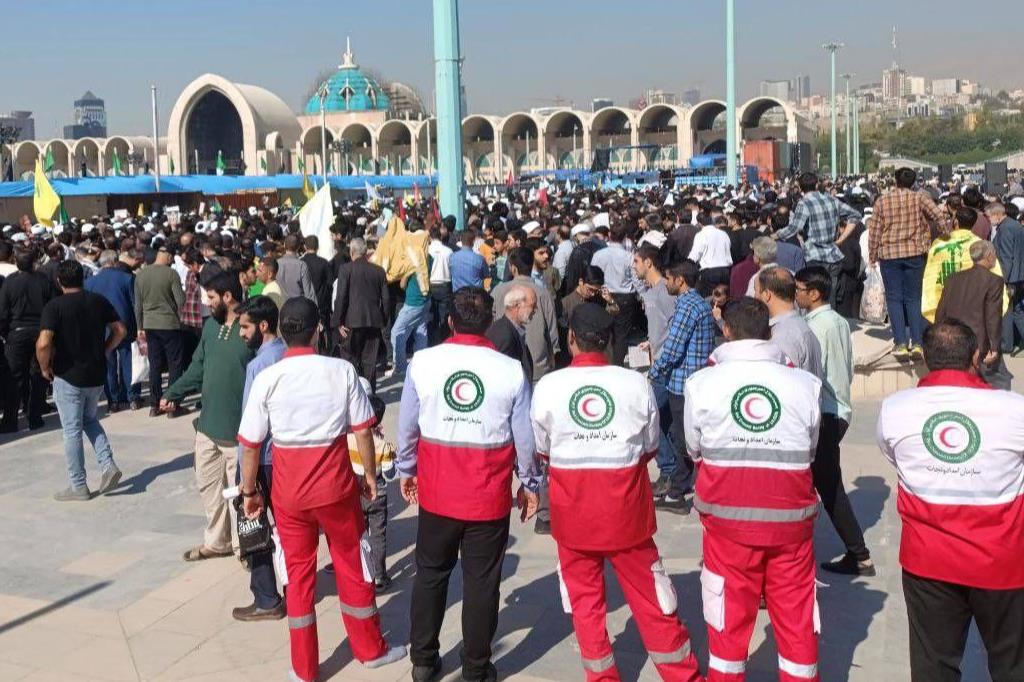 پوشش نماز جمعه تهران با حضور بیش از ۱۹۰۰ امدادگر و نجاتگر هلالاحمر/ ارائه خدمات امدادی به ۷۱۵ نمازگزار