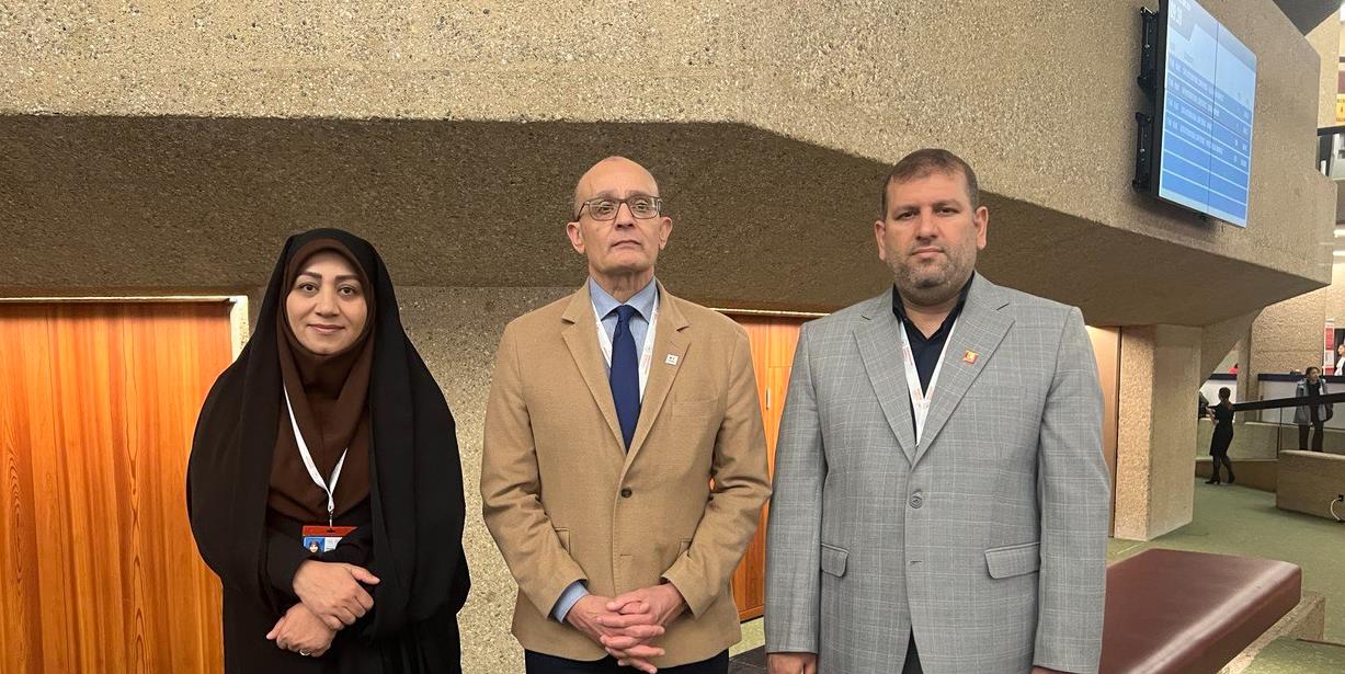دیدار دبیرکل و معاون امور بین‌الملل هلال‌احمر ایران با مدیر منطقه منا در فدراسیون جهانی صلیب سرخ