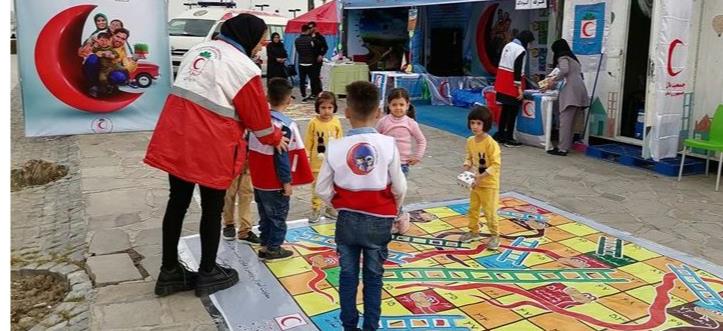 نجات کودکان از گردابِ آسیبهای حوادث با بازی درمانی