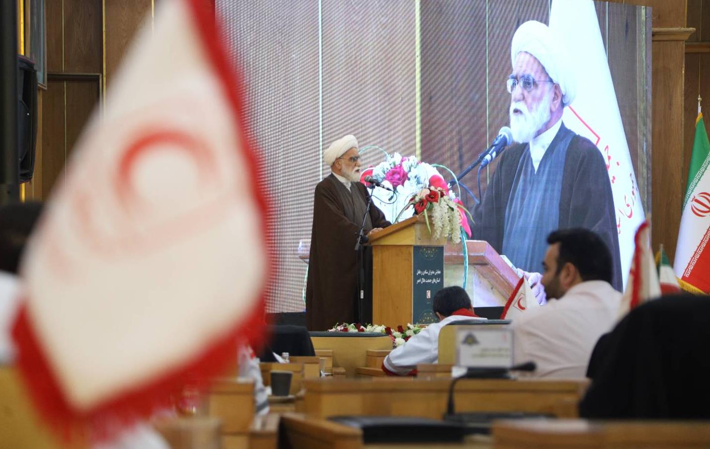 برنامه‌ریزی‌ها باید در جهت خدمت به جامعه و تحقق ارزش‌های الهی باشد