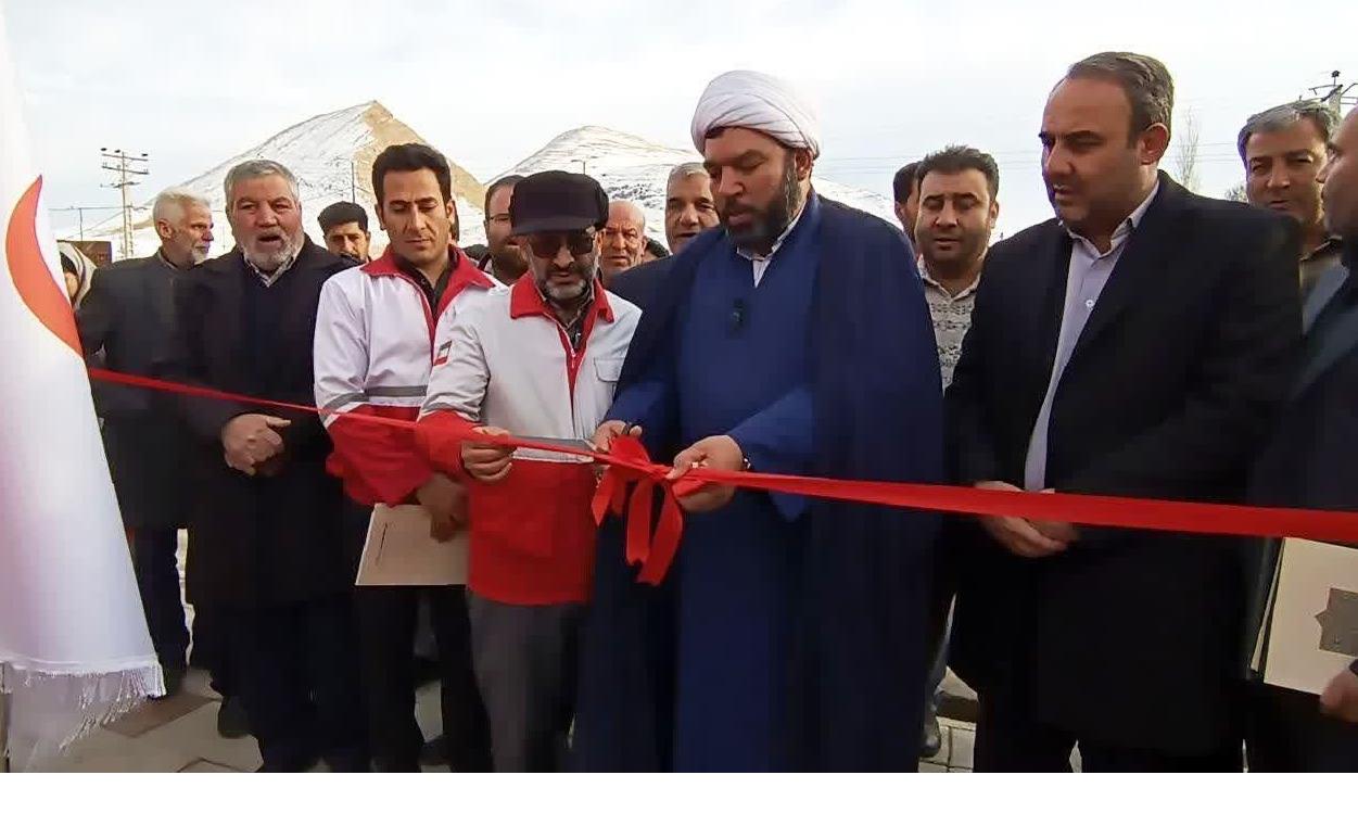 افتتاح پایگاه امداد و نجات جادهای رازقان همزمان با دهه مبارک فجر
