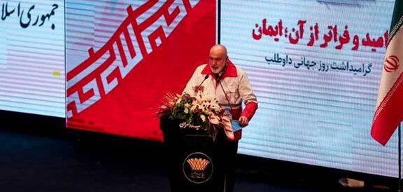 سفیر صلح هلال احمر ۱۰ زندانی را آزاد کرد