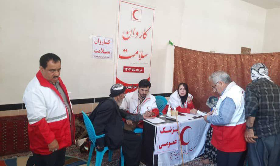 ارائه خدمات سلامت به بیش از ۱۰۰ نفر در روستای منبر شاهین دژ
