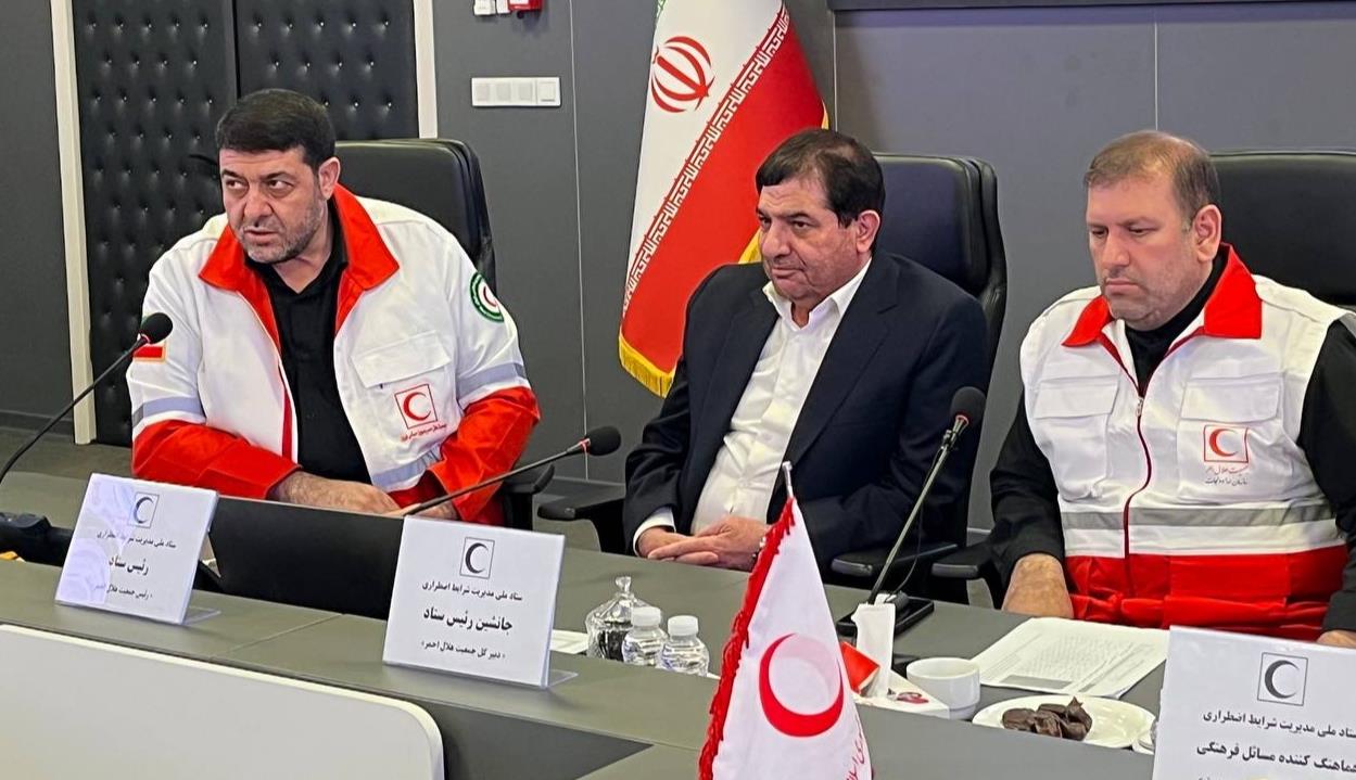 بازدید مشاور و دستیار رهبری از ساختمان صلح هلال احمر / مخبر: رشادت امدادگران هلال احمر فراموش نشدنی است