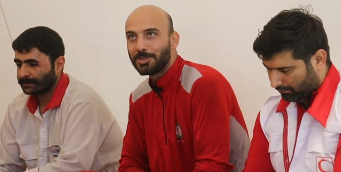 صحبت هاى تکان دهنده امدادگر هلال احمر از امدادرسانى در مناطق مسکونى مورد هدف رژیم صهیونى