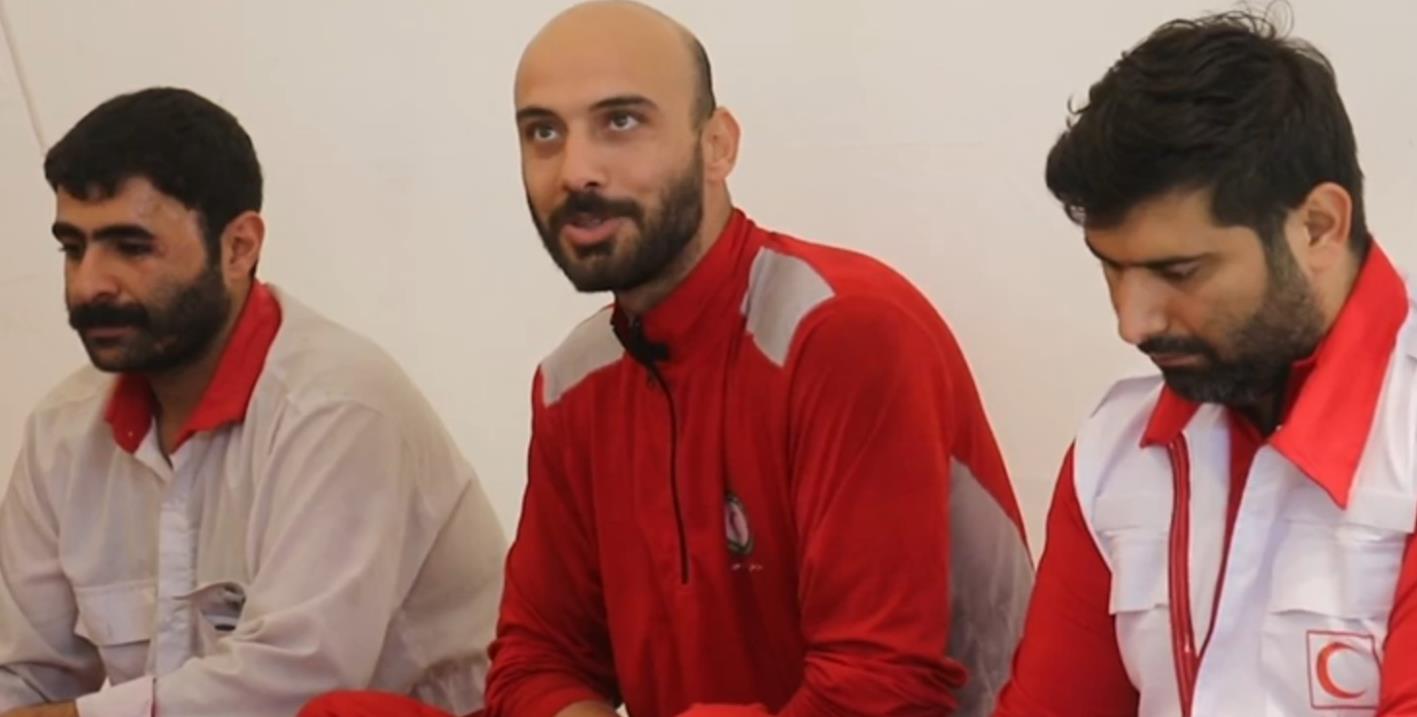 صحبت هاى تکان دهنده امدادگر هلال احمر از امدادرسانى در مناطق مسکونى مورد هدف رژیم صهیونى